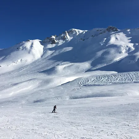 شقة Coqueto En El Pueyo, Centrico Con Wifi إل بويو دي جاكا