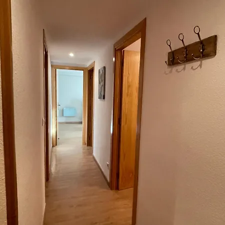 Coqueto En El Pueyo, Centrico Con Wifi شقة إل بويو دي جاكا