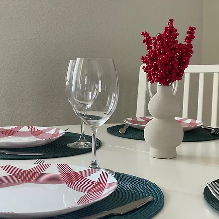 Coqueto En El Pueyo, Centrico Con Wifi * إل بويو دي جاكا